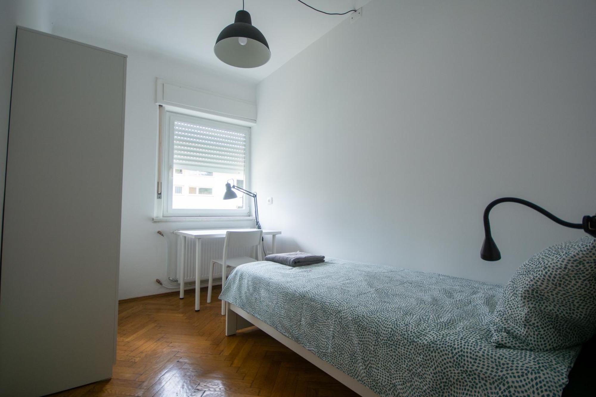 Tesla House Hostel *